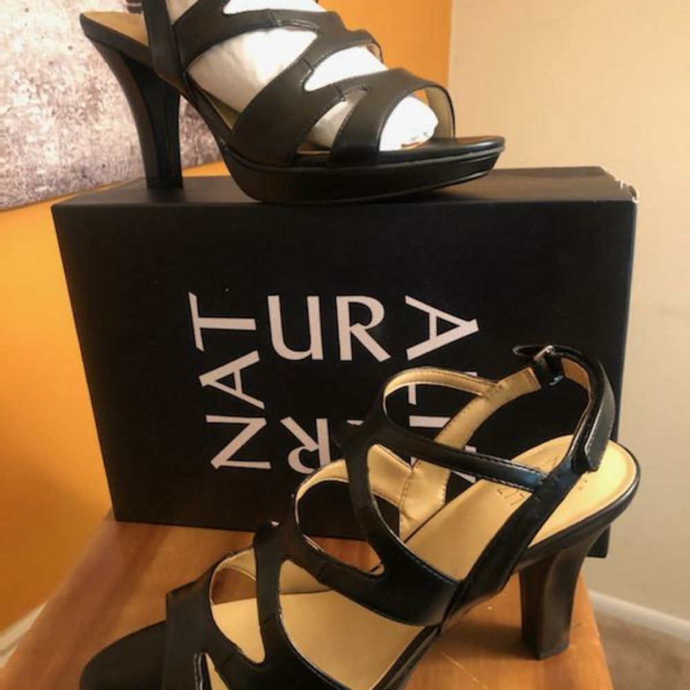 Shoes - Picture 2 of 2